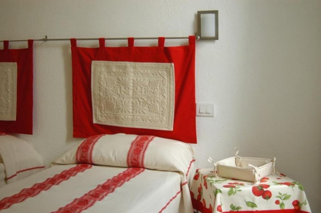 L'Arco Cagliari Bed & Breakfast Bilik gambar